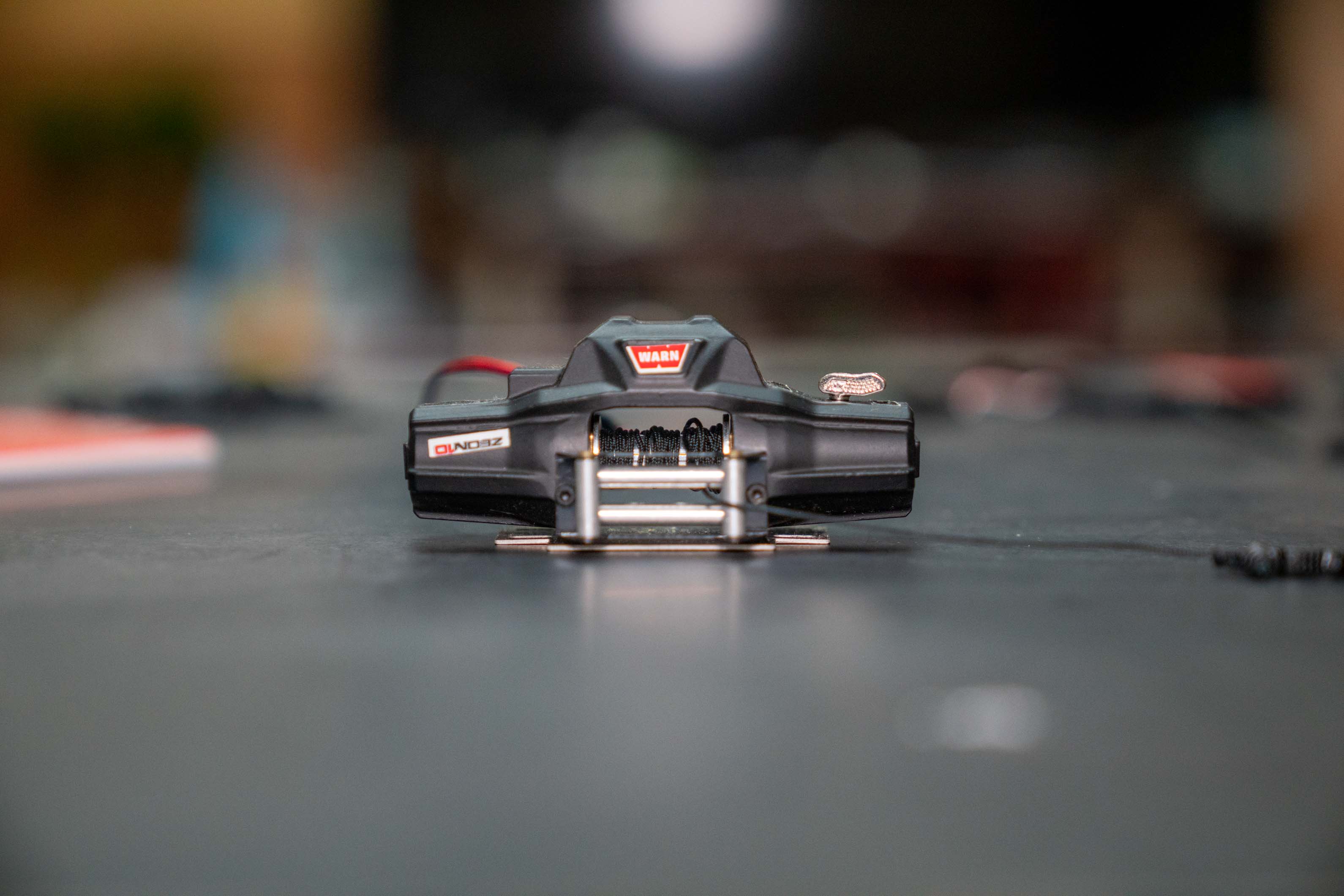 km4攀爬车怎么样,1比24牧马人攀爬车