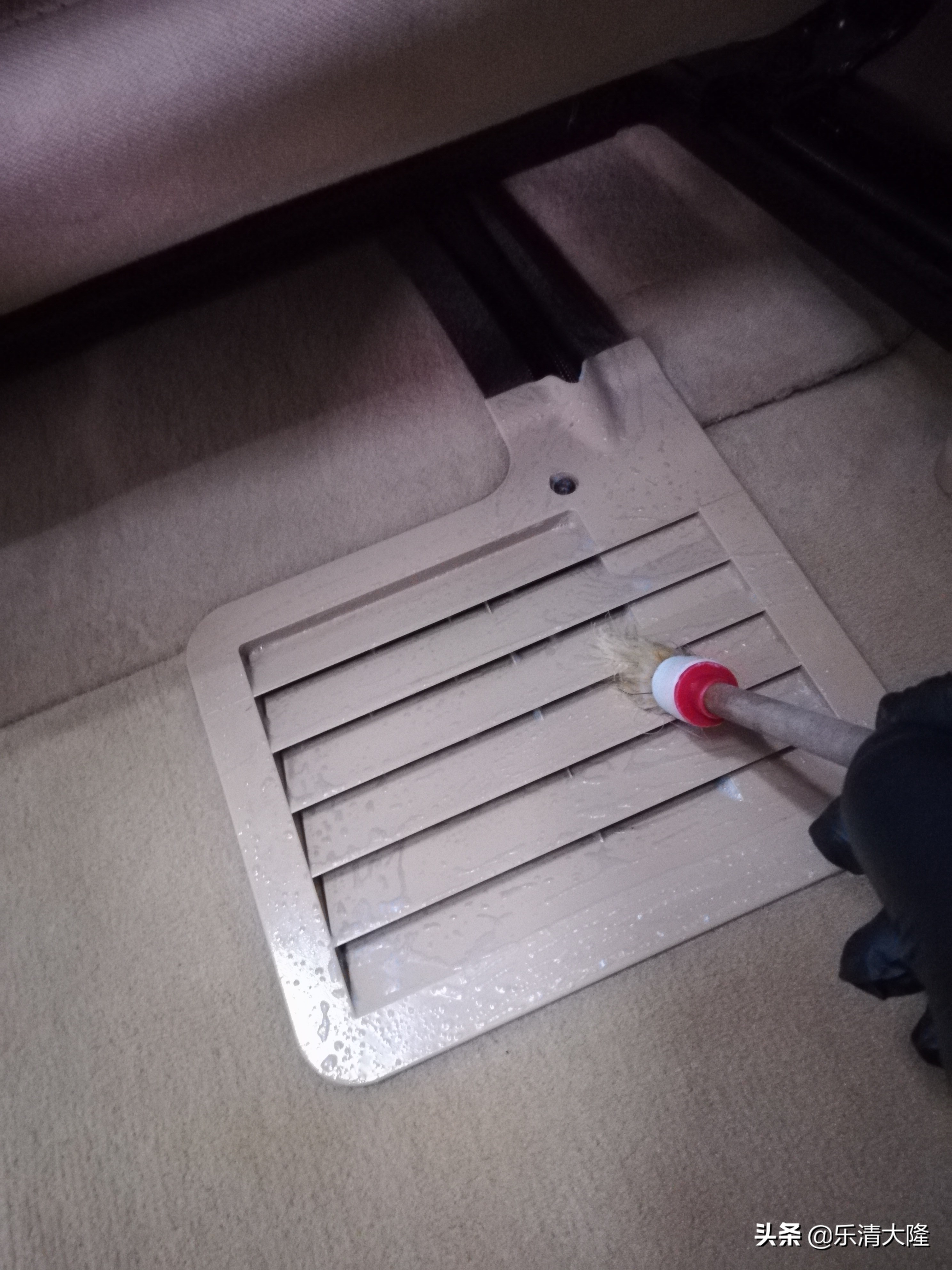 奔驰s350门边镀铬条,奔驰s350座椅清洗翻新