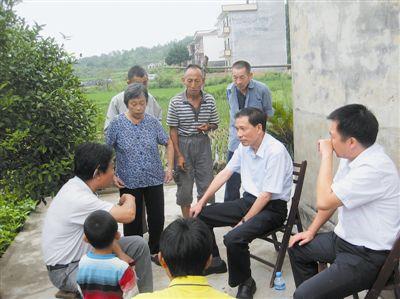 专科生考在职人员好难啊,专科生考公务员难还是考研难