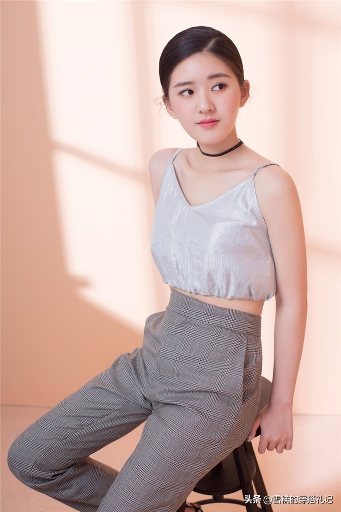 高腰显瘦裤子阔腿裤搭配,腿很粗屁股大穿什么阔腿裤不显胖