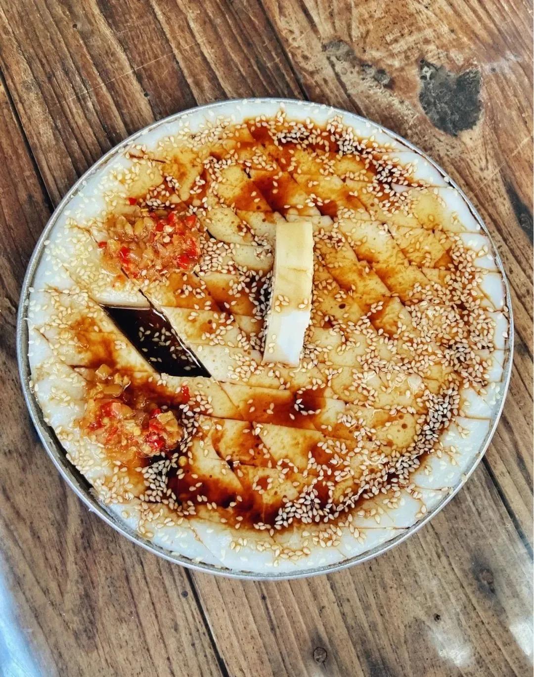 比顺德潮汕还生猛的海鲜之城，好吃到打个飞的也要去一趟