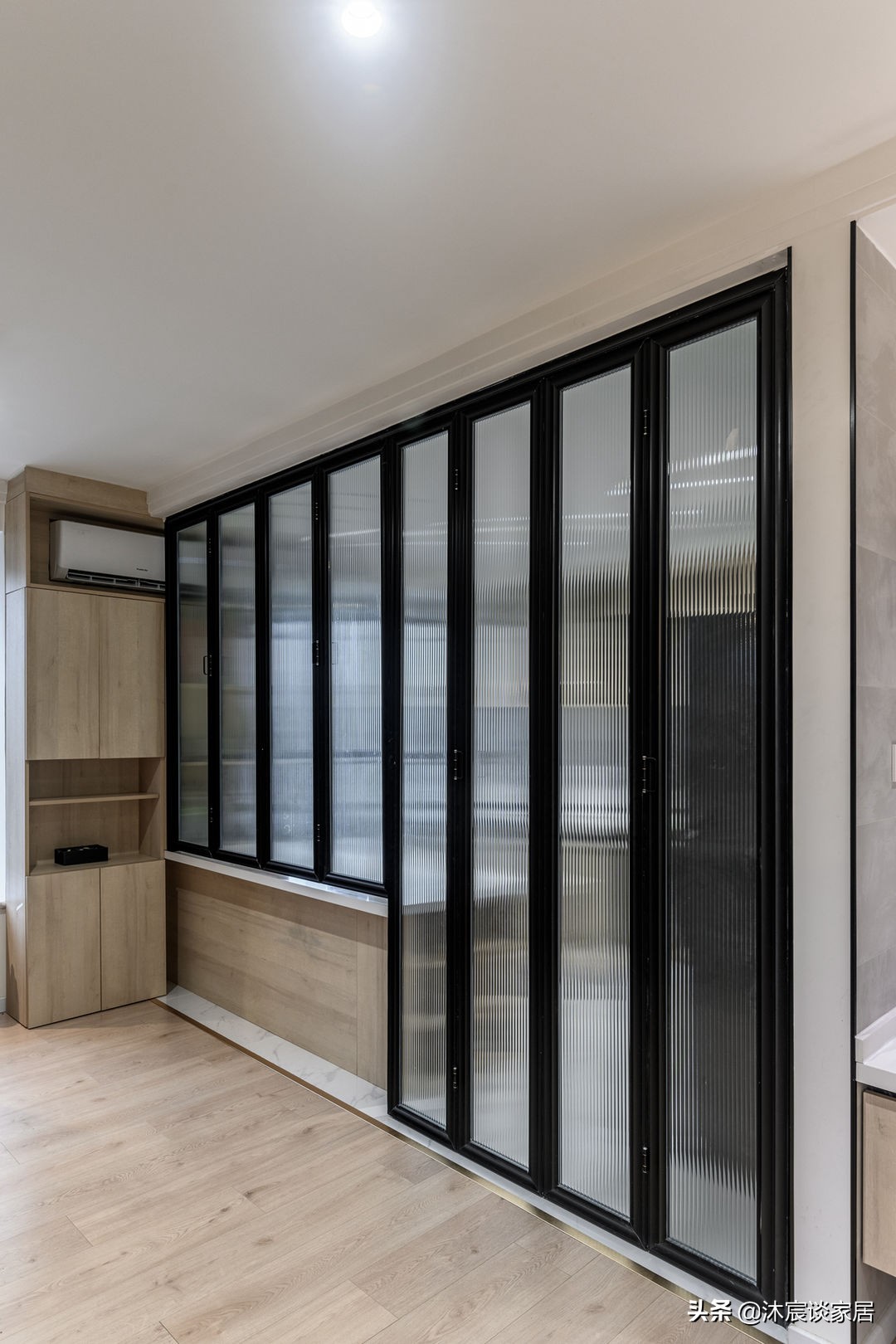 折叠门设计小户型的福音,卧室折叠门效果最新款式