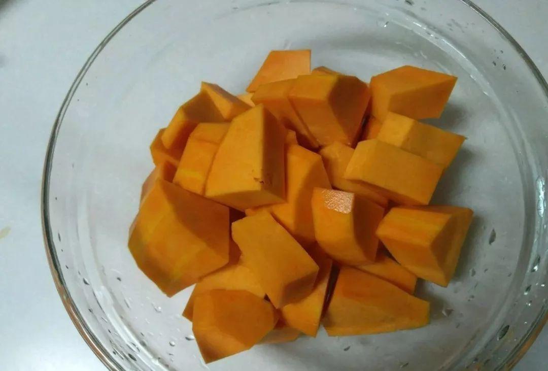 不含添加剂南瓜面包,不用烤箱的南瓜面包