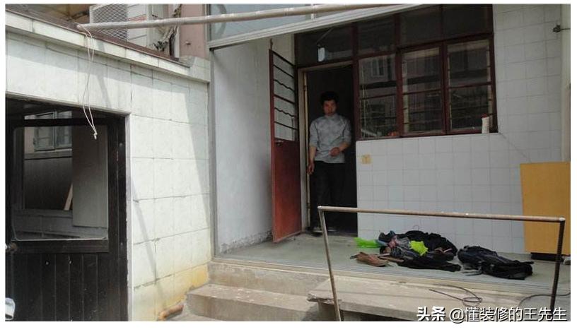 房子比较潮湿怎么处理,房子墙潮湿墙壁脱落怎么处理