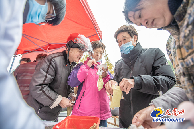 南京鼓楼：传承精华守正创新中医药文化“飞入寻常百姓家”