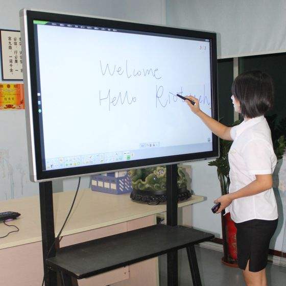 多媒体教学一体机是什么,多媒体教学一体机测评