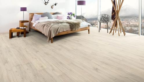 家里地板颜色太难看了？30老师傅教你4种方法，省钱还变好看