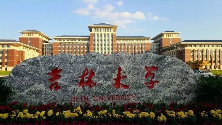 中国军训最苦的5所大学，第一所再苦也愿意，最后一所美女多