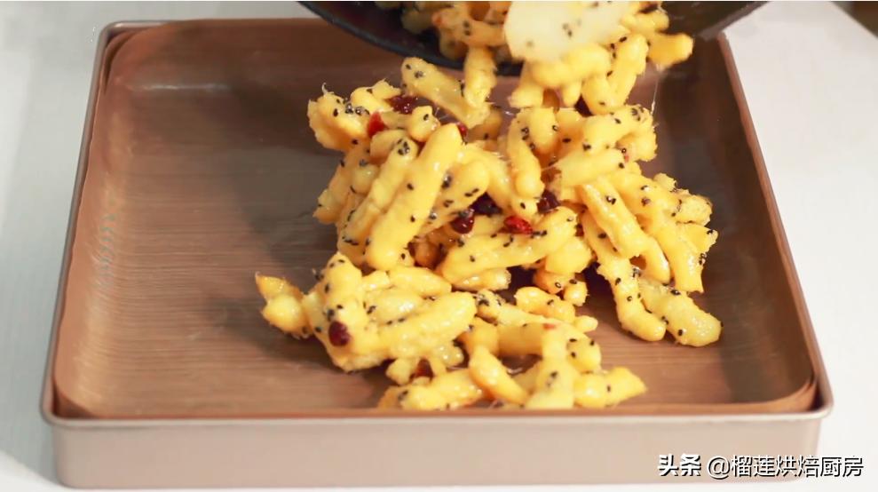 沙琪玛包装酥松柔软甜而不腻,沙琪玛松软秘诀