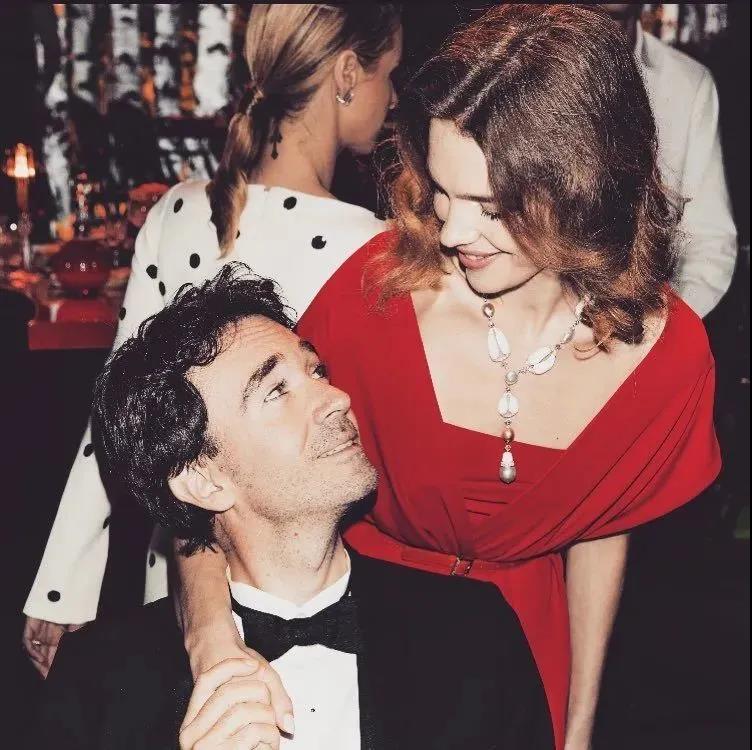 俄罗斯乡下水果妹，她凭什么头婚嫁英国贵族，二婚成LV太子妃？