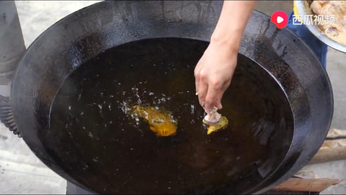家常炸鸡太香啦！自己在家也能做，美食教学尽在西瓜视频