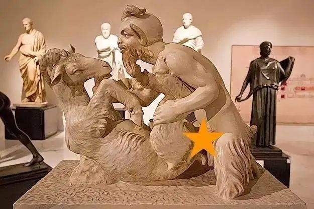 不懂就问：大卫丁丁小，是故意设置的吗？