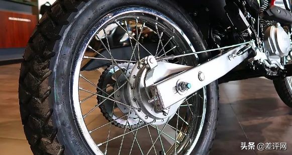 nk150豪爵对比阿普利亚terra150,豪爵跨界摩托车