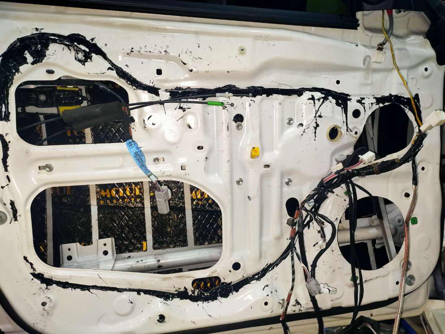 丰田锐志换喇叭不做隔音有用吗,丰田锐志隔音要怎么做