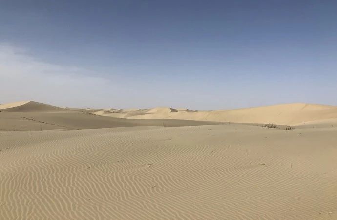 罗布泊无人区死亡之海以前的样子,新疆罗布泊死亡之海可以怎么去