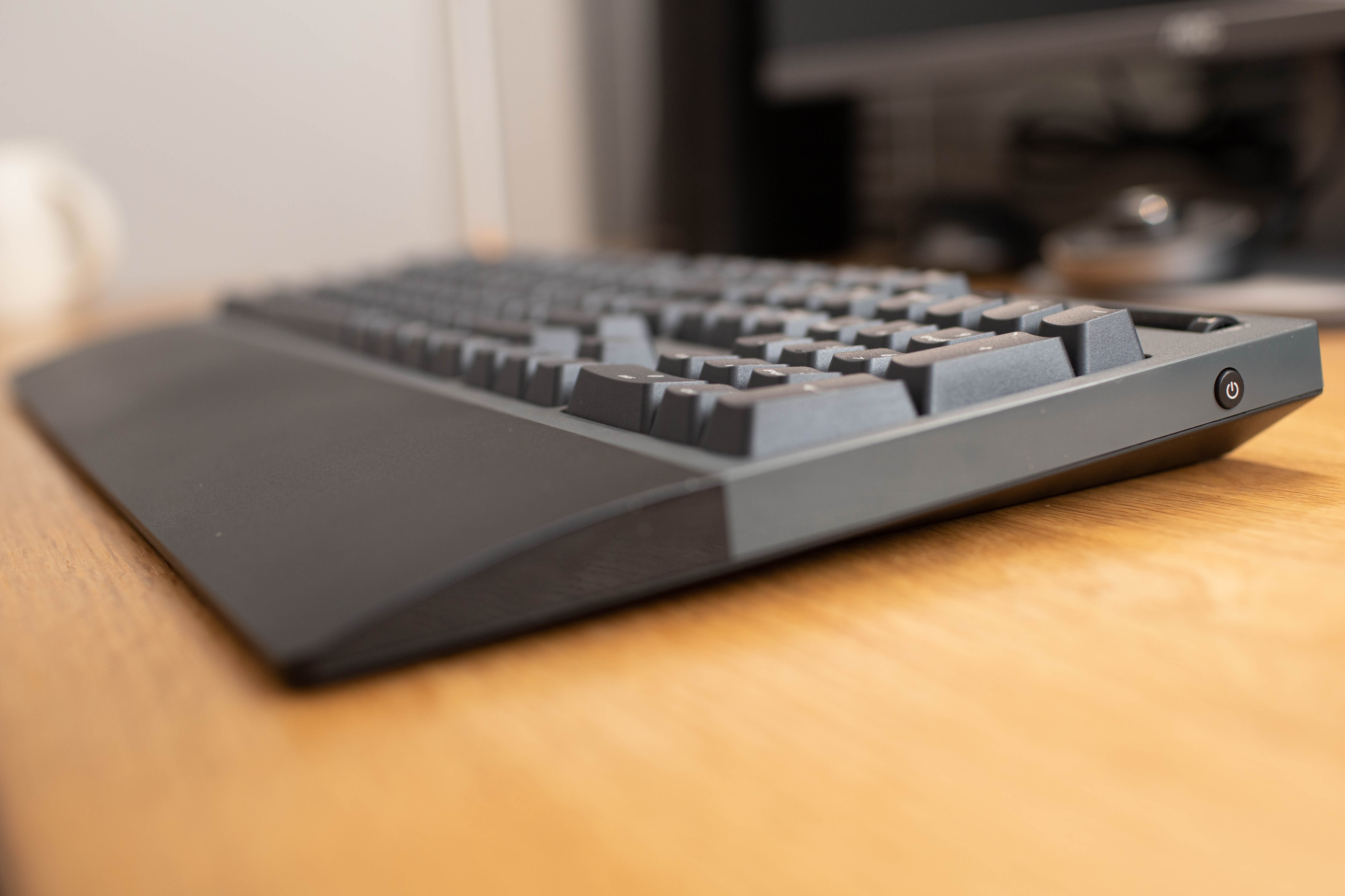 tt快银轴键盘,ttc最新键盘