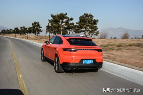 保时捷cayennes,保时捷新出的cayennee-hybrid2.0t试驾