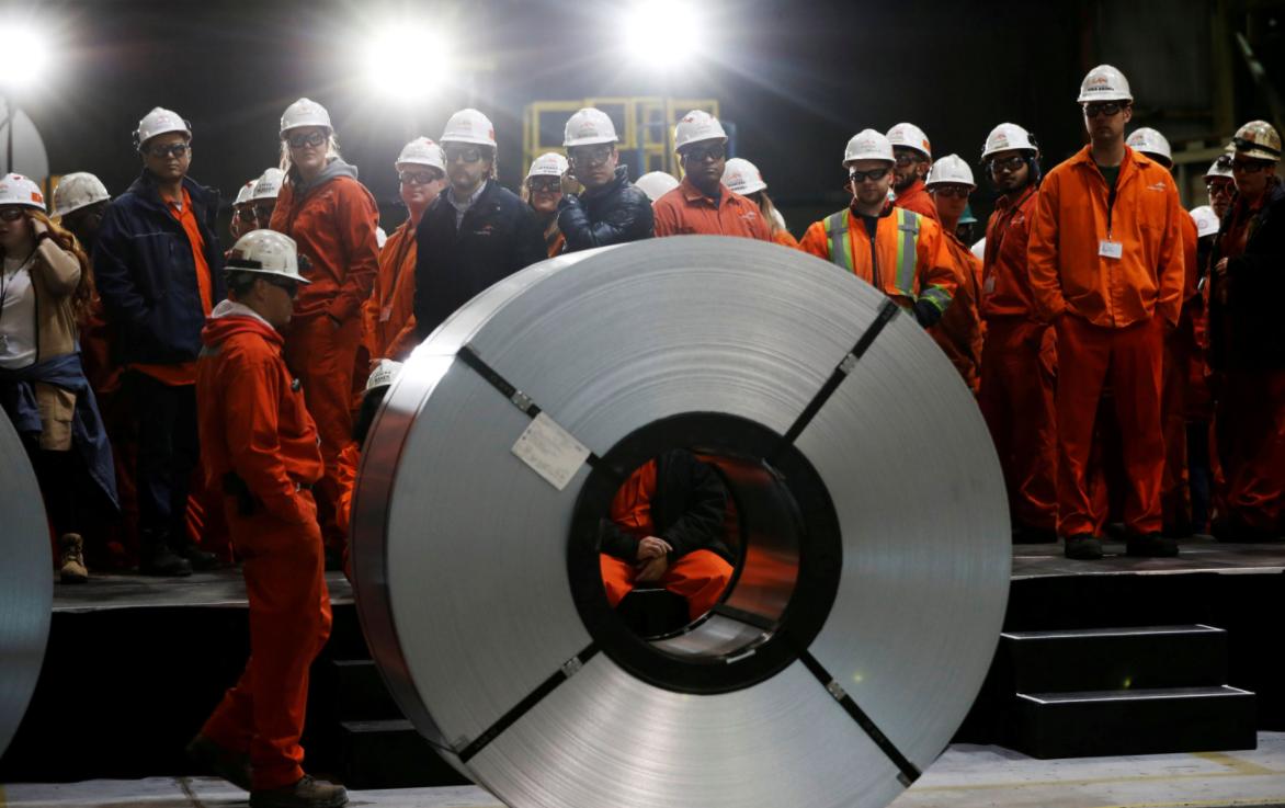 美国天价关税！1.2万亿基建计划望“钢”兴叹，中国却游刃有余