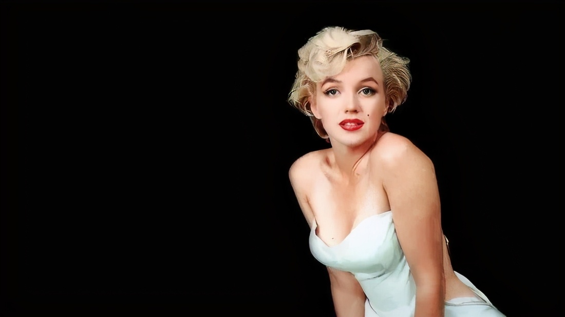 成都大学毛洪涛溺水身亡：别再让自杀上热搜，别鼓励以死相拼