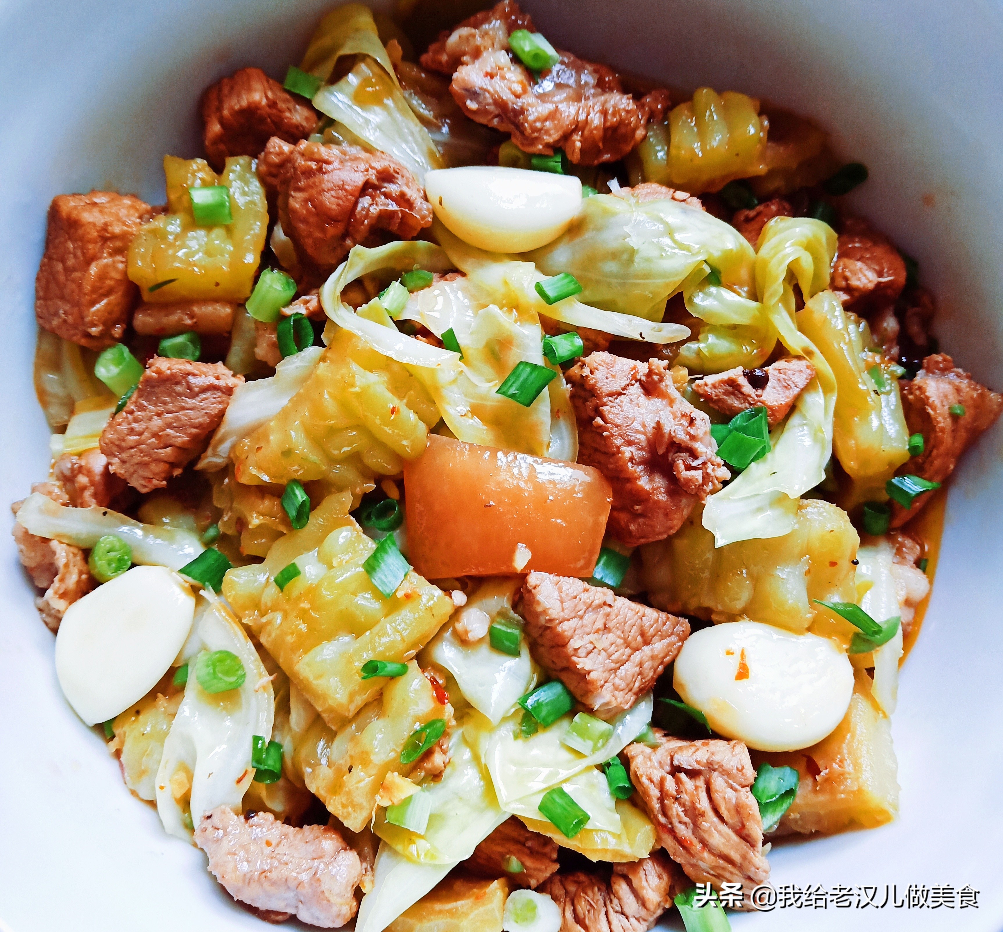 天气炎热吃苦瓜清热解暑,夏季苦夏如何调理