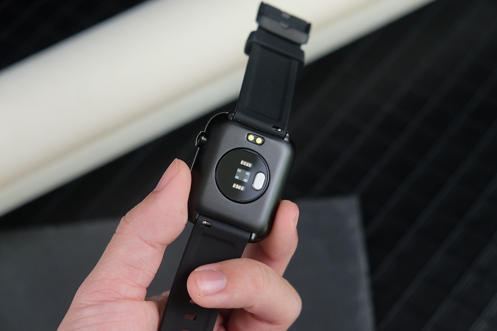 能测体温血压的智能手表,能测体温的运动手表