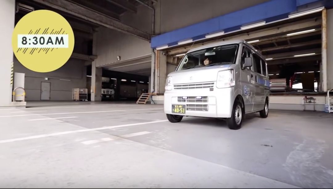 日本快递女员工,真实的日本女快递员