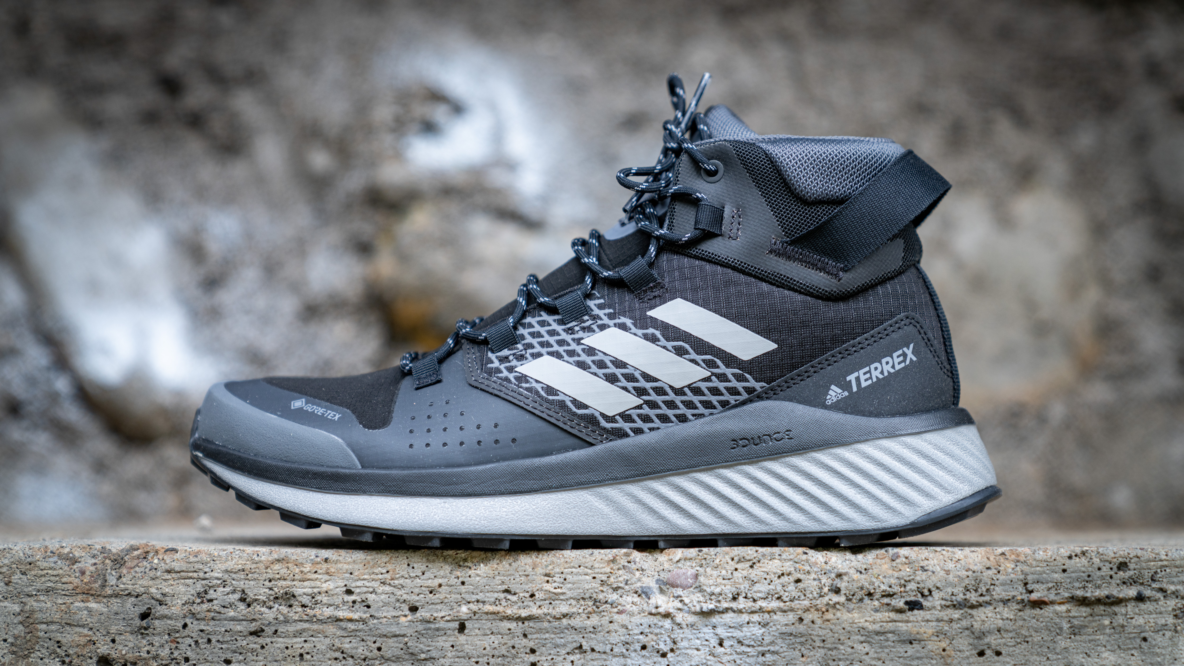 adidasterrex户外鞋卡其色,adidasterrex户外跑鞋评测