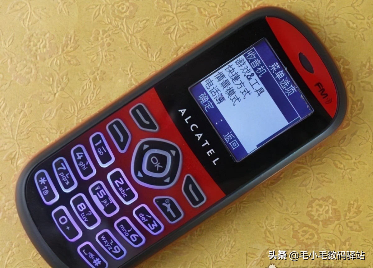 猎奇手机推荐,震惊世界的几部手机