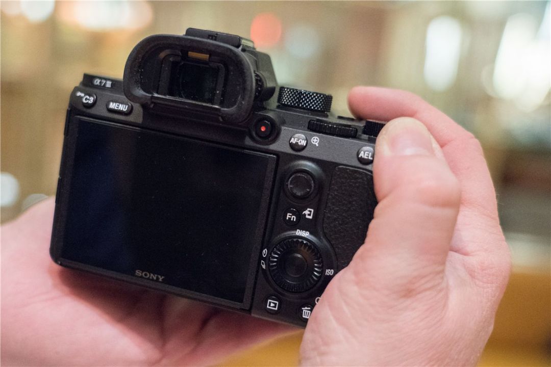 相差700买13pro还是14pro,相差5千元a7m3和a7m4买哪个