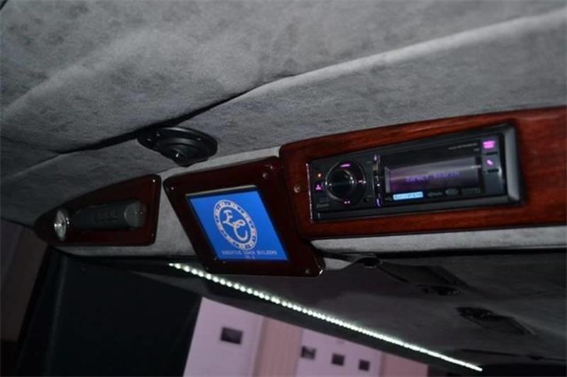 没见过的中古驰鹏加长版，售价不够3.5万美元，买回来能跑婚庆吗