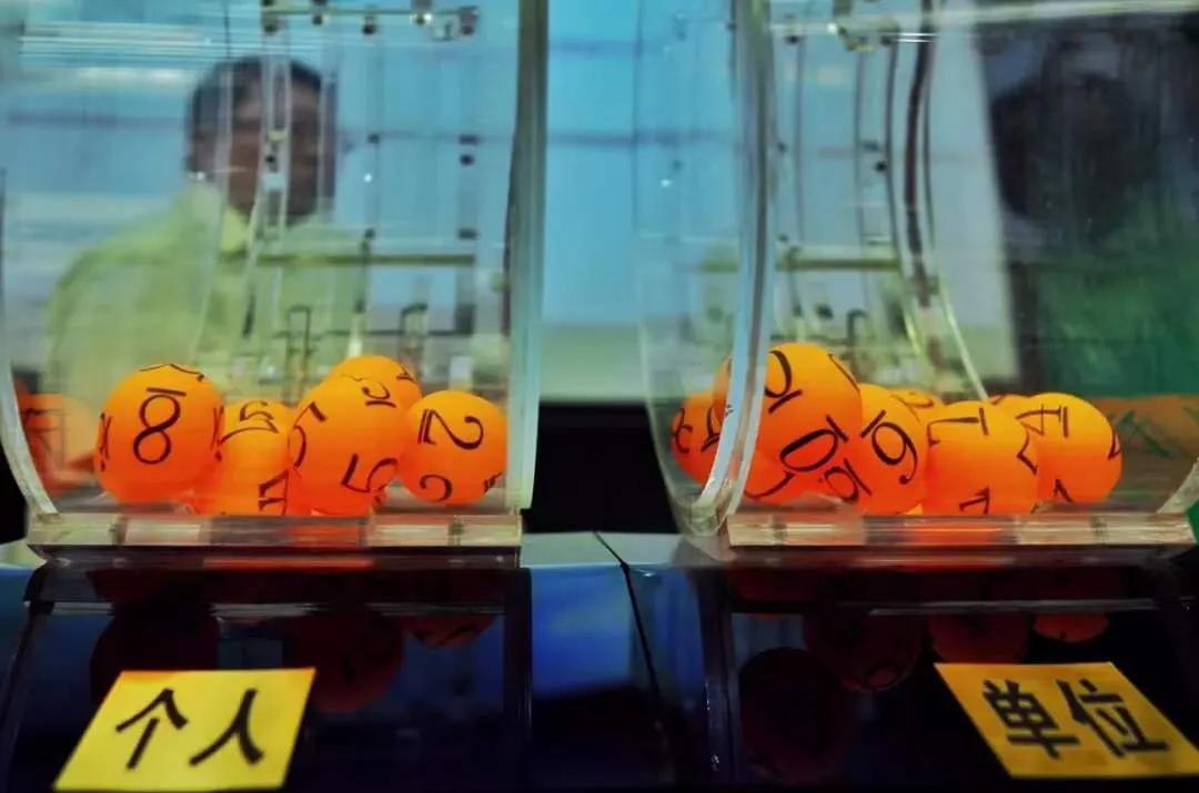 京牌价格一天一涨，年租最高2万3，有假结婚过户被讹20万才离婚