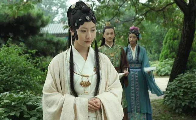 韩雪假唱风波后官宣了吗,关于韩雪假唱