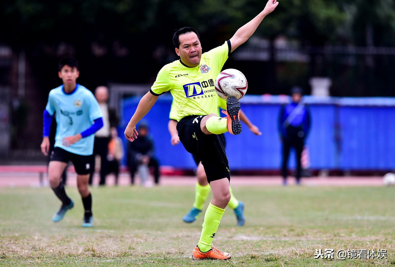 鐜嬮湝閲岀毊,閲岀毊涓轰腑鍥借冻鐞冪暀涓嬬殑韬奖