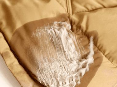 羽绒服脏了不用洗用它一喷就干净,羽绒服清洁污渍黑科技