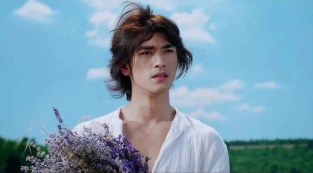 推荐一下娱乐圈中比较帅的男明星,娱乐圈里英气迷人的男星