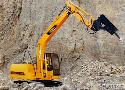 挖掘机破碎锤钎杆漏油是怎么回事,挖机破碎锤脚踏板漏油怎样维修