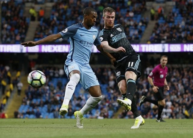 挖角不成心仪球员反被截胡？拜仁的左右逢源貌似只在德甲管用