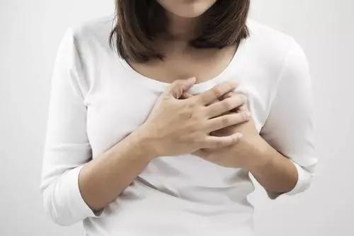 哺乳期宝妈乳头疼怎么治疗,怎么快速缓解哺乳期乳头开裂疼痛