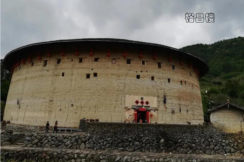 寻梦云水谣，探访福建南靖土楼，漫步厦门大学