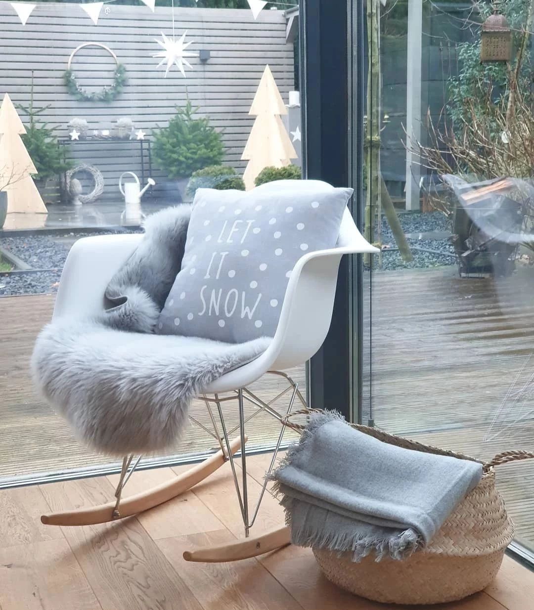 在家怎么打造静谧空间,如何在家布置一个小空间