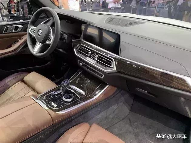 三分钟带你逛遍广州车展,看完这篇课文你会有什么感想