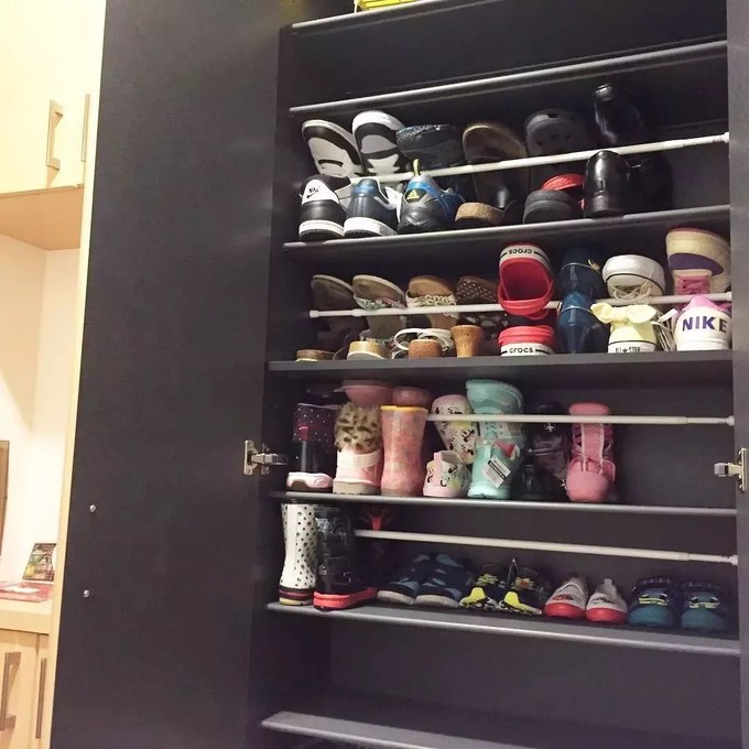 鞋子太多柜子摆不下怎么办,鞋子太多鞋架放不下