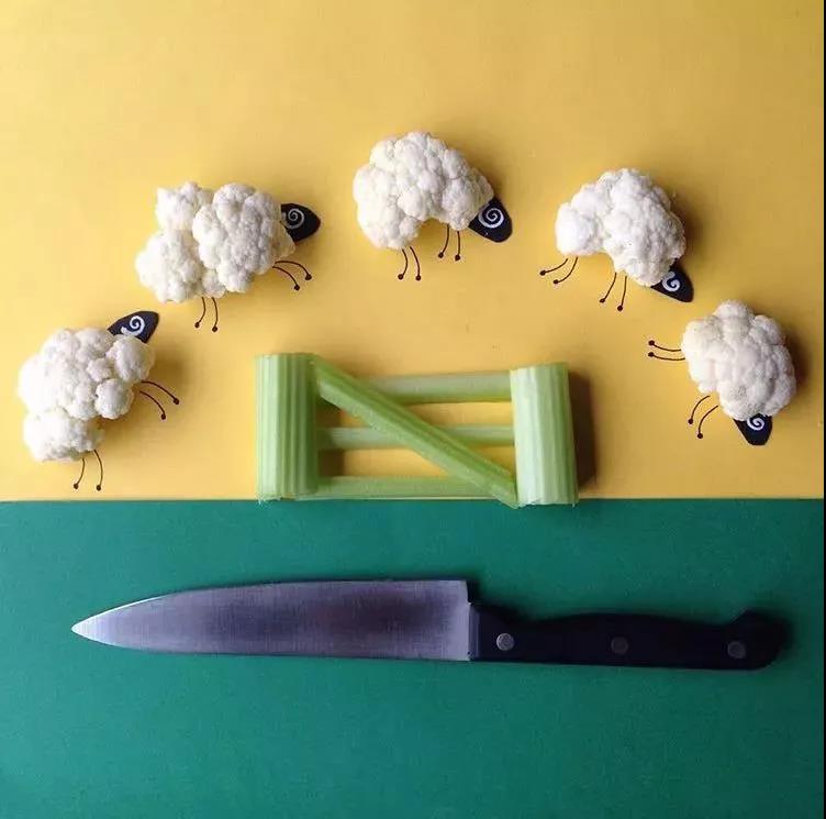 你可以擦掉那滴水，或者顺势用它画点不一样的美丽