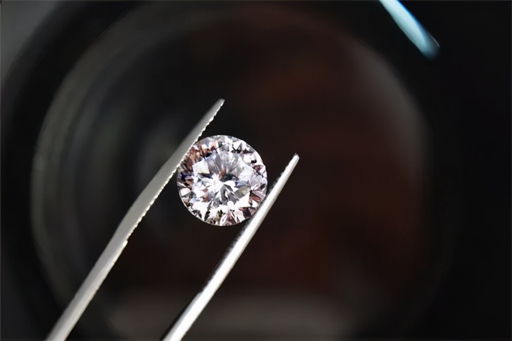 钻石必须要有gia证书吗,如何辨别钻石gia证书是不是套证