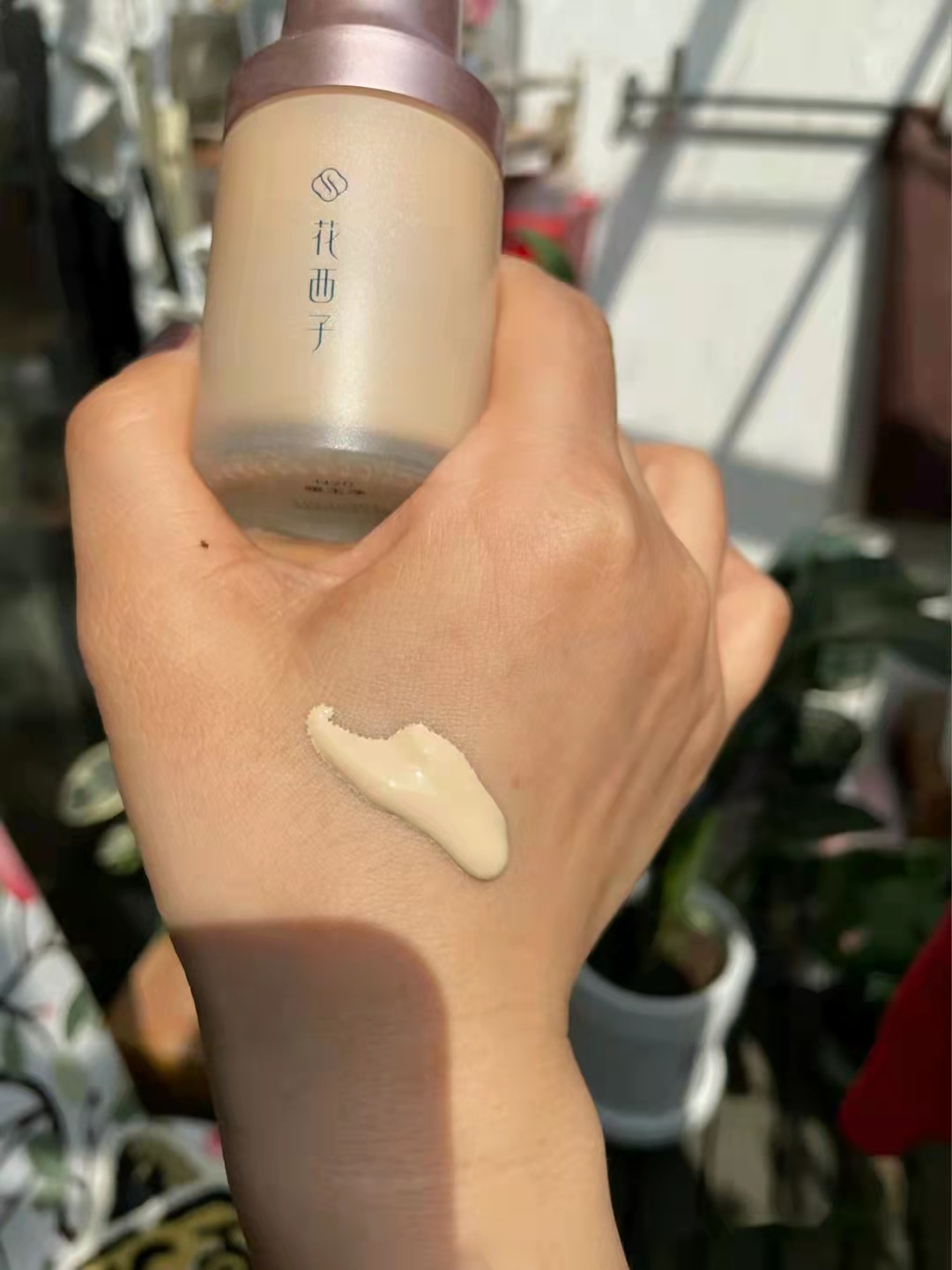 油皮适合的粉底液dw阿玛尼,美宝莲轻亲粉底液和dw