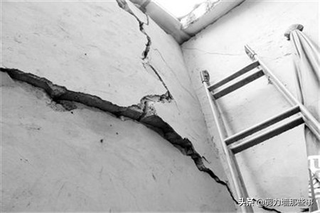 自建房墙体横向开裂会倒塌吗,地基下沉墙体开裂补救自建房