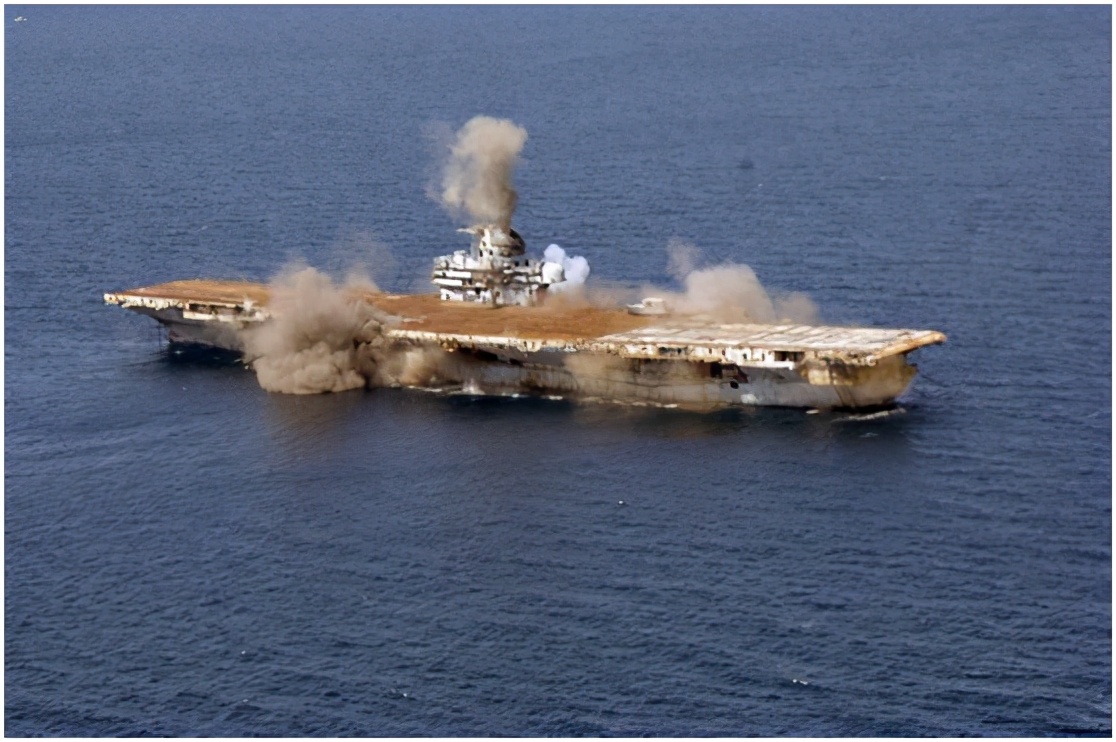 航母到底有多难被击沉,航母是铁棺材