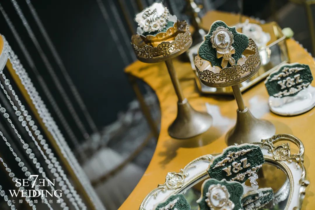 婚礼logo怎么固定在布幔,婚礼logo跟婚礼主题要色调一致嘛