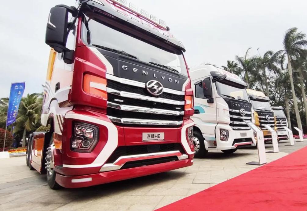 6个红岩村，8所红岩小学，50余家红岩驿站，上汽红岩让卡友真放心