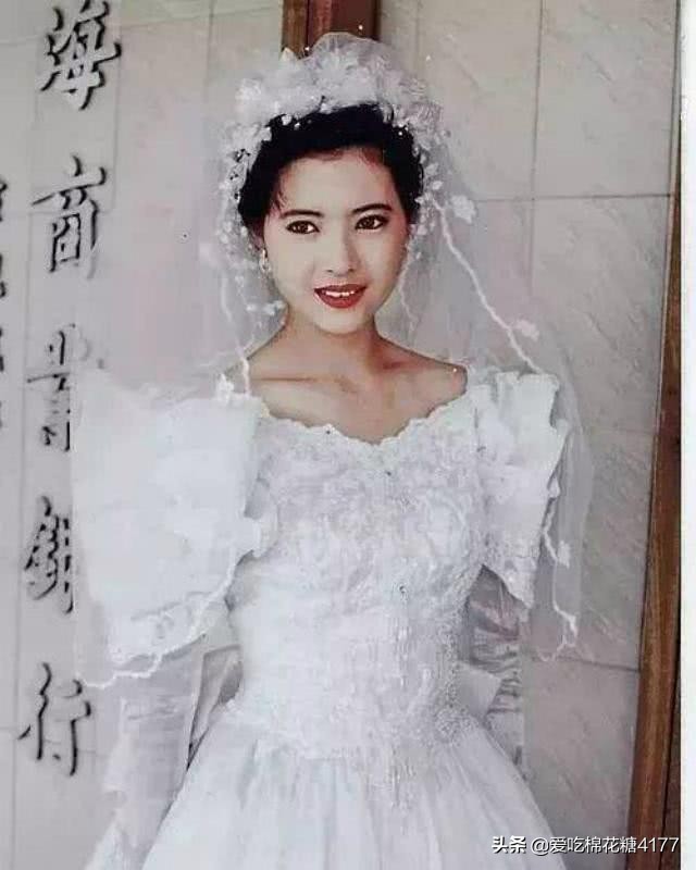 邱淑贞清纯图,你没见过的婚纱照